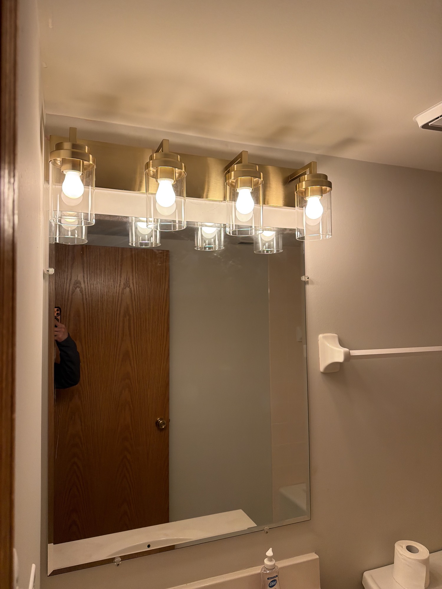 Four-light bathroom vanity